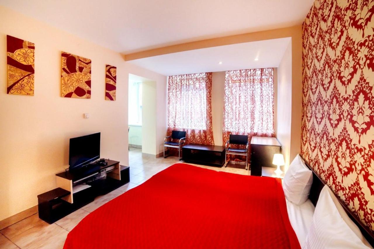 Best Apartment Plosha Rynok 리비프 외부 사진