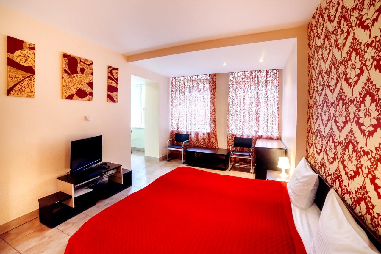 Best Apartment Plosha Rynok 리비프 외부 사진
